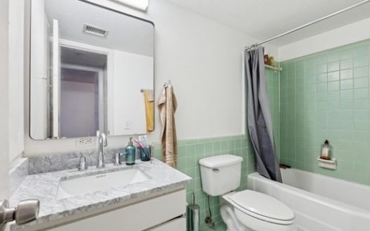 1-Bedroom Apartment for Rent in Austin, TX 78703 – $1295/mo | 1 Baths | Updated 2025