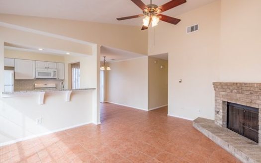 3-Bedroom Townhouse for Rent in Austin, TX 78758 – $1695/mo | 2 Baths | Updated 2025