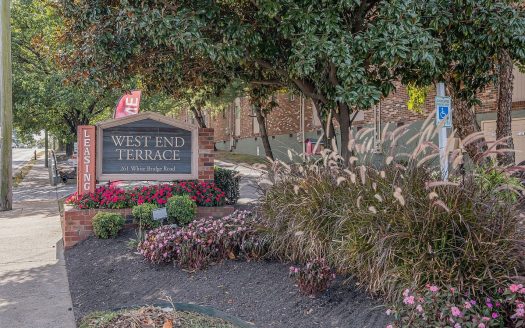 Condo for Sale in Nashville, TN 37209 – 2 Bedroom, 1 Bath – $140000