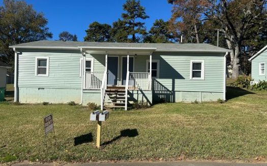 2-Bedroom Single Family Home for Rent in Charlotte, NC 28208 – $1300/mo | 1 Baths | Updated 2025