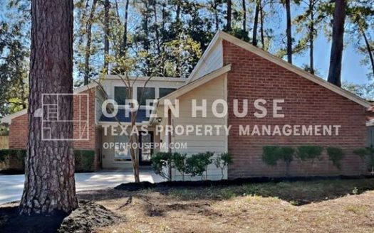 3-Bedroom Single Family Home for Rent in Houston, TX 77070 – $1950/mo | 2 Baths | Updated 2025