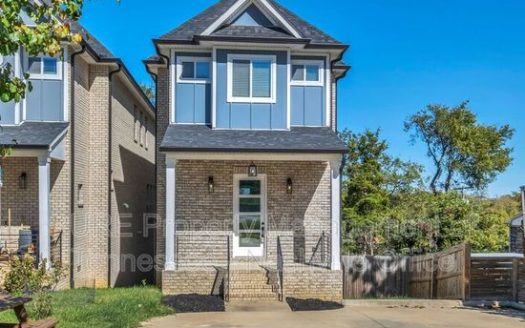 3-Bedroom Single Family Home for Rent in Nashville, TN 37209 – $3675/mo | 3 Baths | Updated 2025