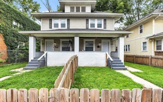 3-Bedroom Townhouse for Rent in Indianapolis, IN 46205 – $1595/mo | 2 Baths | Updated 2025