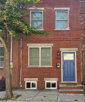 2-Bedroom Single Family Home for Rent in Philadelphia, PA 19146 – $2295/mo | 2 Baths | Updated 2025