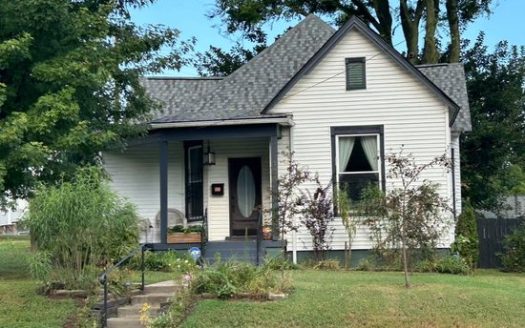 2-Bedroom Single Family Home for Rent in Nashville, TN 37206 – $2600/mo | 2 Baths | Updated 2025