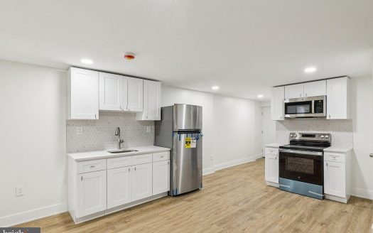 Multi Family Home for Sale in Philadelphia, PA 19126 – 4 Bedrooms, 2 Baths – $370000