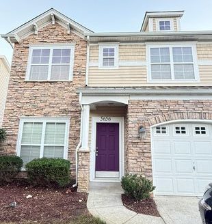 3-Bedroom Townhouse  for Rent in Charlotte, NC 28278 – $2050/mo | 3 Baths | Updated 2025