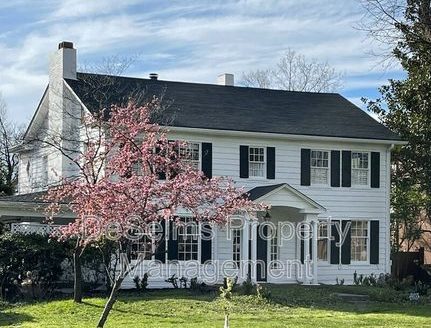 3-Bedroom Single Family Home for Rent in Nashville, TN 37215 – $6900/mo | 3 Baths | Updated 2025