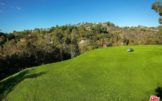 Lot for Sale in Los Angeles, CA 90077 – 1 Bedroom, 1 Bath – $49995000