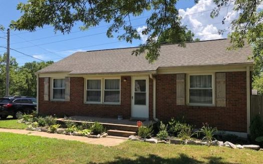 2-Bedroom Single Family Home for Rent in Nashville, TN 37214 – $1795/mo | 1 Baths | Updated 2025