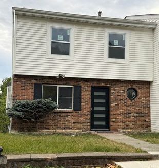 4-Bedroom Townhouse for Rent in Beacon, NY 12508 – $3500/mo | 2 Baths | Updated 2025