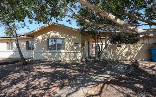 3-Bedroom Single Family Home for Rent in Phoenix, AZ 85053 – $2250/mo | 3 Baths | Updated 2025