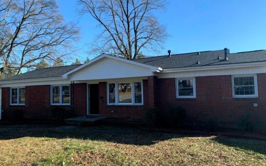 2-Bedroom Townhouse  for Rent in Charlotte, NC 28208 – $1350/mo | 1 Baths | Updated 2025