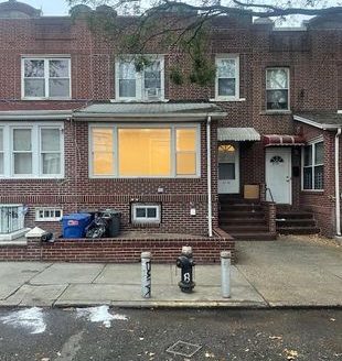 2-Bedroom Apartment for Rent in Maspeth, NY 11378 – $2600/mo | 1 Baths | Updated 2025