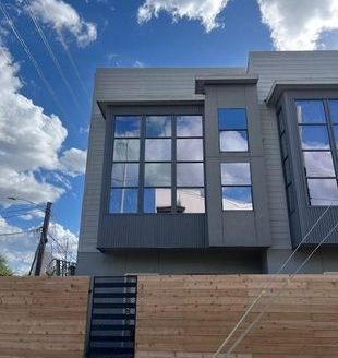 2-Bedroom Condo  for Rent in Houston, TX 77007 – $2600/mo | 2 Baths | Updated 2025