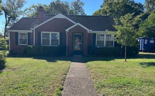 3-Bedroom Single Family Home for Rent in Nashville, TN 37209 – $2600/mo | 2 Baths | Updated 2025