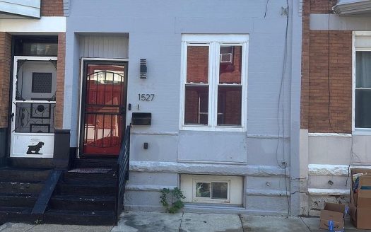 Townhouse for Sale in Philadelphia, PA 19121 – 3 Bedrooms, 2 Baths – $320000