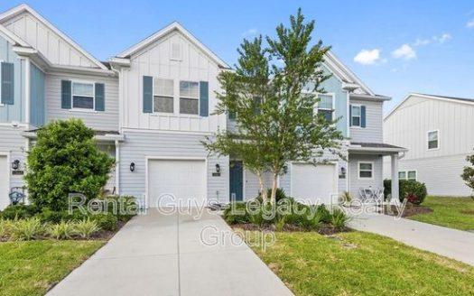 2-Bedroom Townhouse for Rent in Jacksonville, FL 32246 – $2300/mo | 3 Baths | Updated 2025
