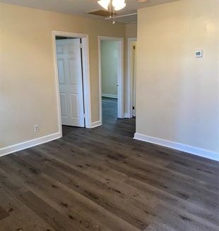 2-Bedroom Apartment  for Rent in Charlotte, NC 28205 – $1200/mo | 1 Baths | Updated 2025