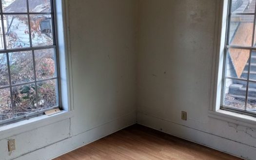 3-Bedroom Single Family Home for Rent in Houston, TX 77080 – $1650/mo | 1 Baths | Updated 2025