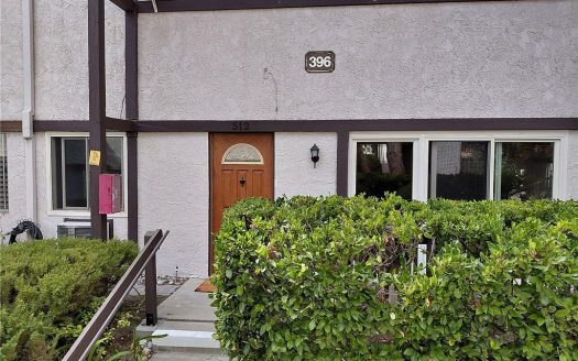 Condo for Sale in San Pedro, CA 90732 – 2 Bedrooms, 3 Baths – $449000