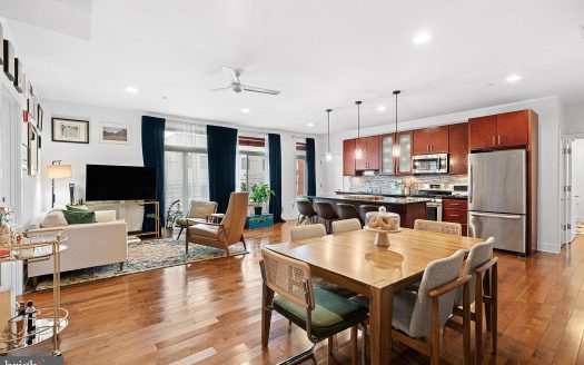 Condo for Sale in Philadelphia, PA 19122 – 3 Bedrooms, 3 Baths – $479900