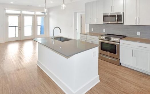 2-Bedroom Apartment for Rent in Charlotte, NC 28280 – $2500/mo | 2 Baths | Updated 2025