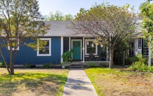 2-Bedroom Single Family Home for Rent in Austin, TX 78757 – $2490/mo | 1 Baths | Updated 2025