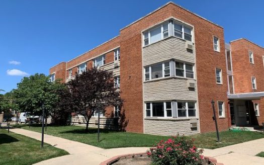 1-Bedroom Condo  for Rent in Chicago, IL 60625 – $1300/mo | 1 Baths | Updated 2025
