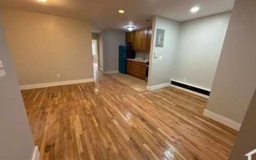 3-Bedroom Townhouse for Rent in Brooklyn, NY 11212 – $3900/mo | 1 Baths | Updated 2025