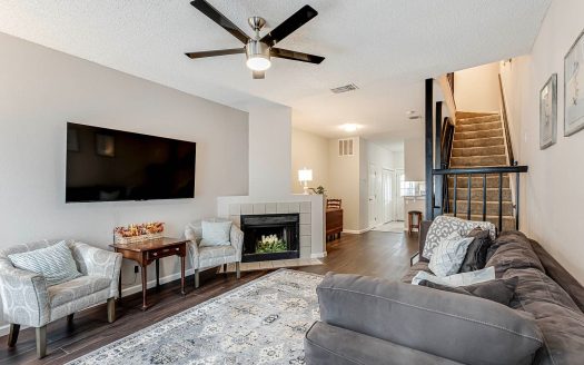 Townhouse for Sale in San Antonio, TX 78247 – 2 Bedrooms, 3 Baths – $173000