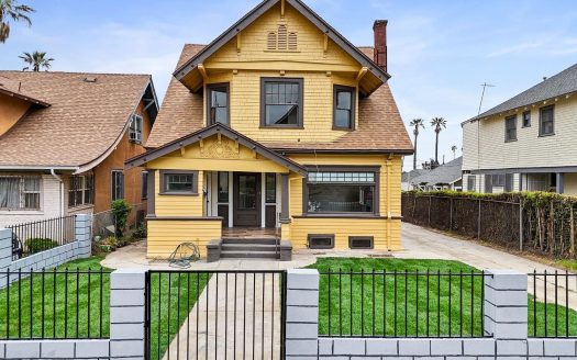 Multi Family Home for Sale in Los Angeles, CA 90018 – 1 Bedrooms, 1 Baths – $1399000