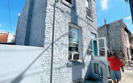 Single Family Home for Sale in Philadelphia, PA 19133 – 4 Bedrooms, 2 Baths – $174700