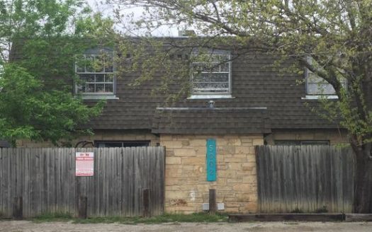 2-Bedroom Townhouse for Rent in Austin, TX 78745 – $1500/mo | 2 Baths | Updated 2025