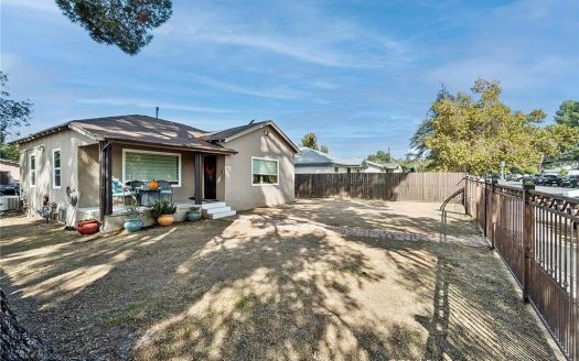 Single Family Home for Sale in Mission Hills, CA 91345 – 3 Bedrooms, 2 Baths – $985000
