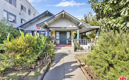 Multi Family Home for Sale in Los Angeles, CA 90006 – 4 Bedrooms, 2 Baths – $789000