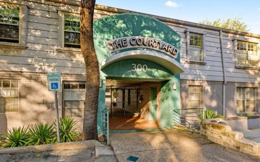2-Bedroom Single Family Home for Rent in Austin, TX 78704 – $1550/mo | 1 Baths | Updated 2025