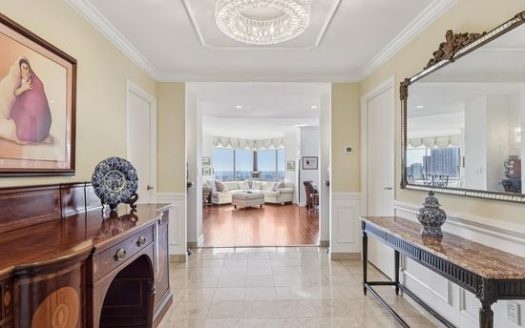 Condo for Sale in Philadelphia, PA 19103 – 3 Bedrooms, 3 Baths – $1990000