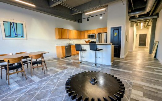 Condo for Sale in Philadelphia, PA 19123 – 1 Bedroom, 1 Bath – $339000