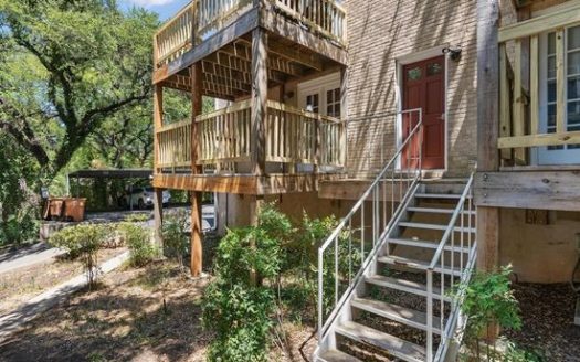 2-Bedroom Condo for Rent in Austin, TX 78705 – $1495/mo | 1 Baths | Updated 2025
