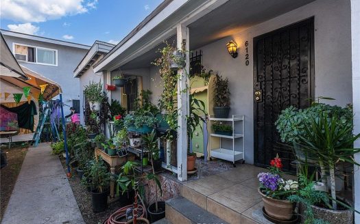 Multi Family Home for Sale in Los Angeles, CA 90003 – 6 Bedrooms, 5 Baths – $839000