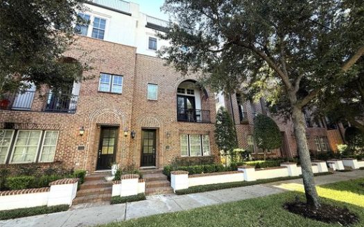 3-Bedroom Townhouse  for Rent in Houston, TX 77003 – $3500/mo | 5 Baths | Updated 2025