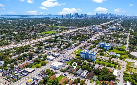 Multi Family Home for Sale in Miami, FL 33150 – 1 Bedrooms, 1 Baths – $1050000
