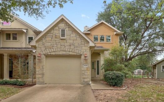 3-Bedroom Single Family Home for Rent in Austin, TX 78745 – $2500/mo | 3 Baths | Updated 2025