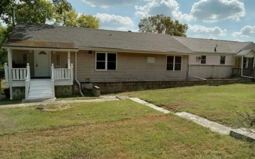 6-Bedroom Single Family Home for Rent in Madison, TN 37115 – $2500/mo | 3 Baths | Updated 2025