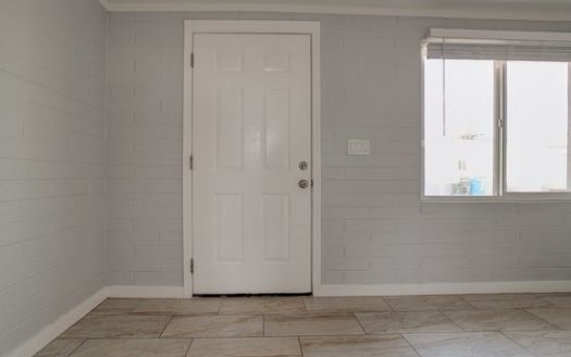 0-Bedroom Townhouse  for Rent in Phoenix, AZ 85040 – $799/mo | 1 Baths | Updated 2025