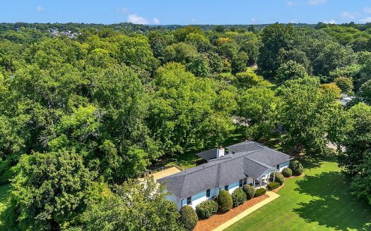 Single Family Home for Sale in Brentwood, TN 37027 – 3 Bedrooms, 3 Baths – $1395000