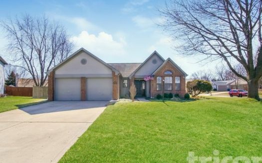 3-Bedroom Single Family Home for Rent in Indianapolis, IN 46214 – $1949/mo | 2 Baths | Updated 2025