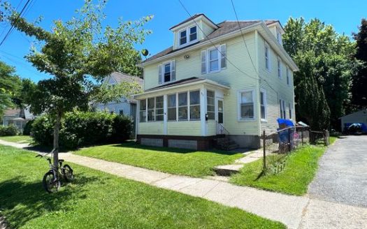 2-Bedroom Townhouse for Rent in Rochester, NY 14611 – $1550/mo | 1 Baths | Updated 2025