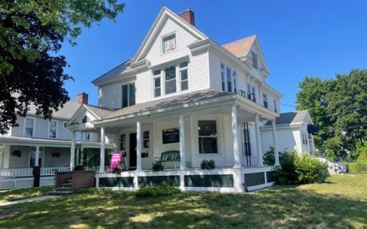 3-Bedroom Apartment for Rent in Glens Falls, NY 12801 – $1900/mo | 1 Baths | Updated 2025